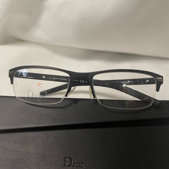 Dior eyeglass - Picture 1 of 4
